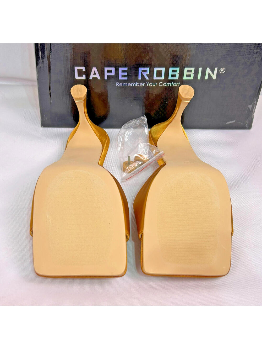 Cape Robbin Mustard Yellow Satin Open-Toe Mules - Picture 4 of 6